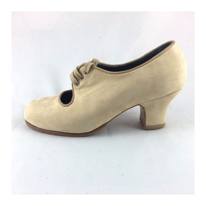 Carmen 33 A Nubuck Ivory Carrete 5 Covered 2105